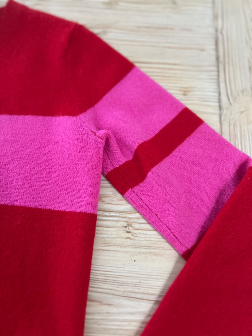 Madeleine Thompson Cashmere Colorblock Sweater Small Red Pink - Picture 8 of 8
